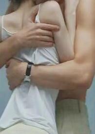 在闺蜜家当保姆花开笔趣阁